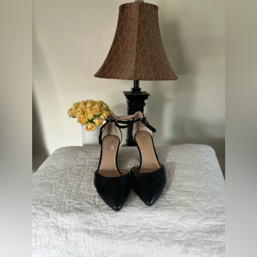 Black wedges size 8